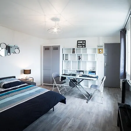 Coeur De Rouen-gare Apartment *